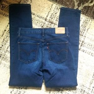 Levi's 312 jeans
